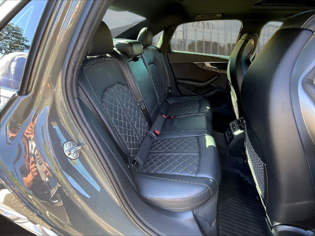 Used 2023 Audi S4 Premium Plus w/ Premium Plus Package AWD/4WD image 27