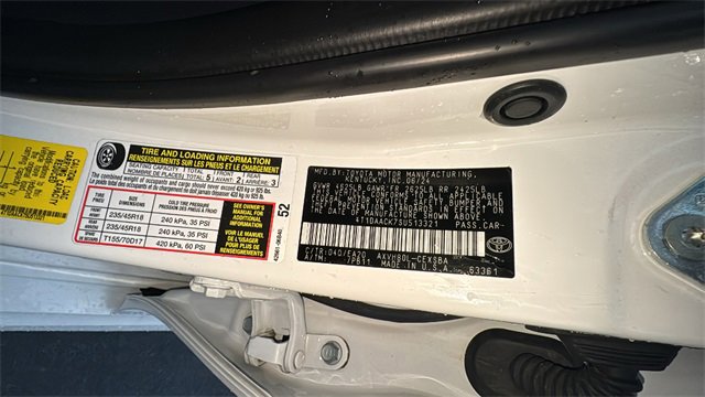 Used 2025 Toyota Camry SE image 37