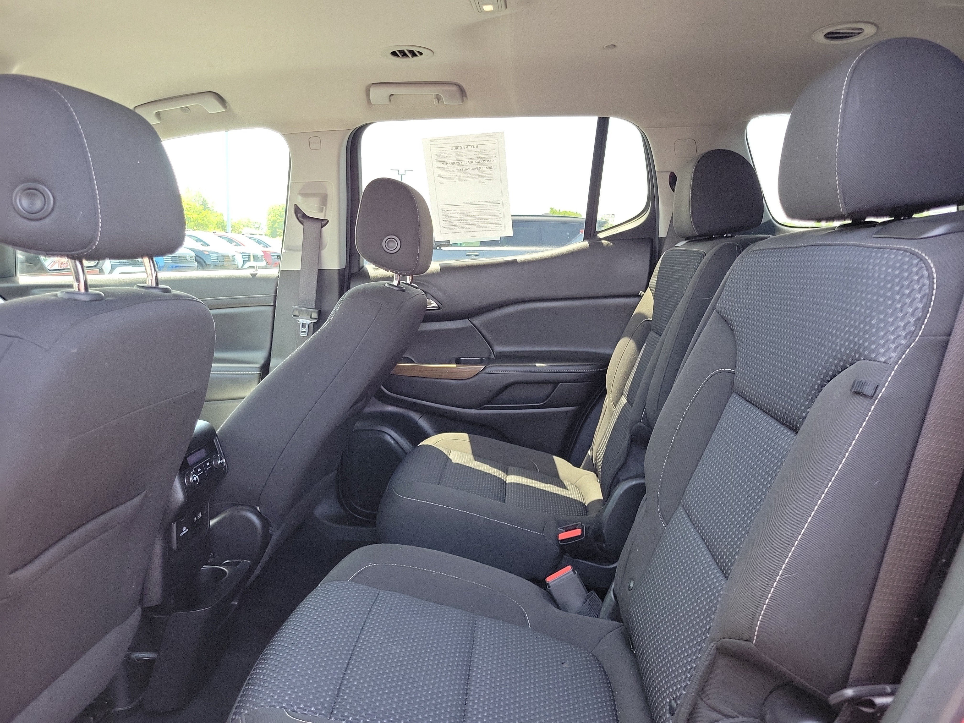Used 2020 GMC Acadia SLE w/ Driver Convenience Package FWD image 11