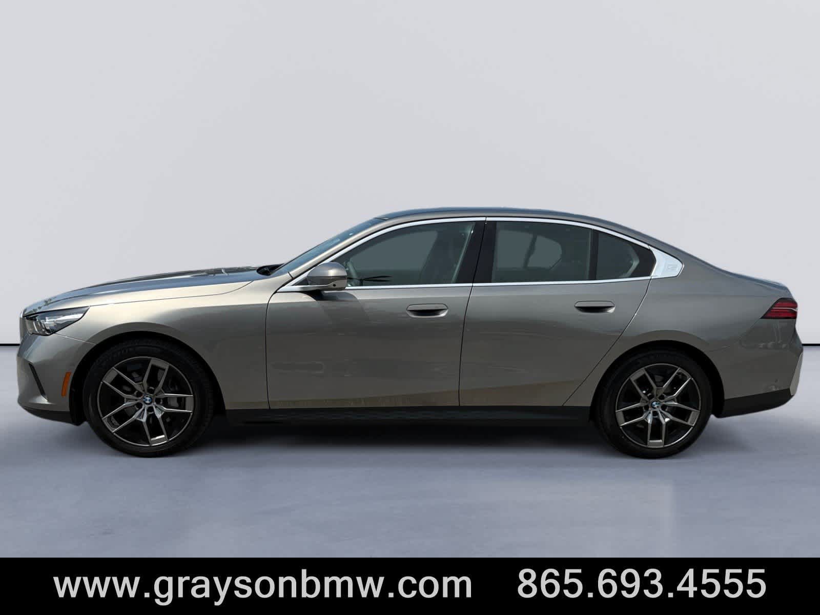 Used 2026 BMW 540i xDrive w/ Executive Package AWD/4WD image 6