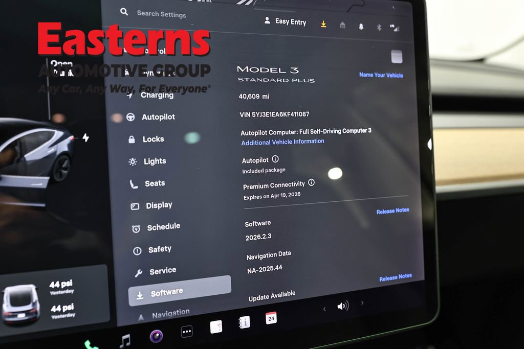 Used 2019 Tesla Model 3 Standard Range RWD image 18
