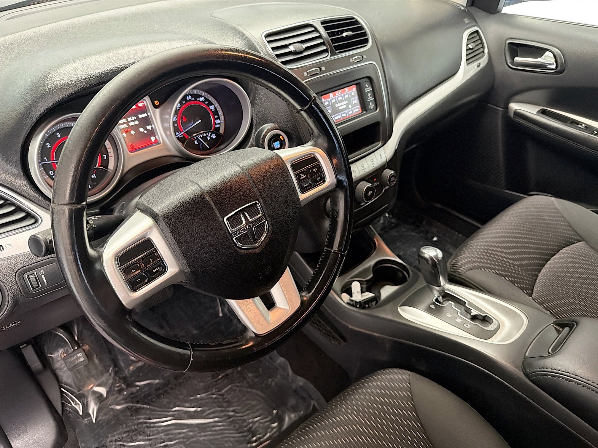 Used 2019 Dodge Journey SE w/ Premium Group image 7