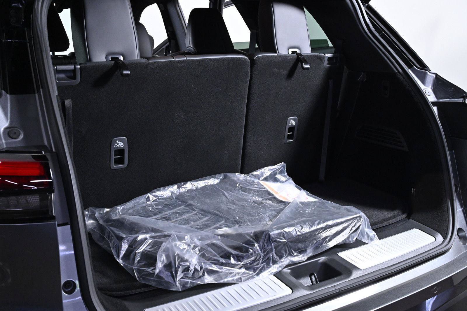 Used 2026 INFINITI QX60 Autograph w/ Dark Cargo Package AWD/4WD image 32