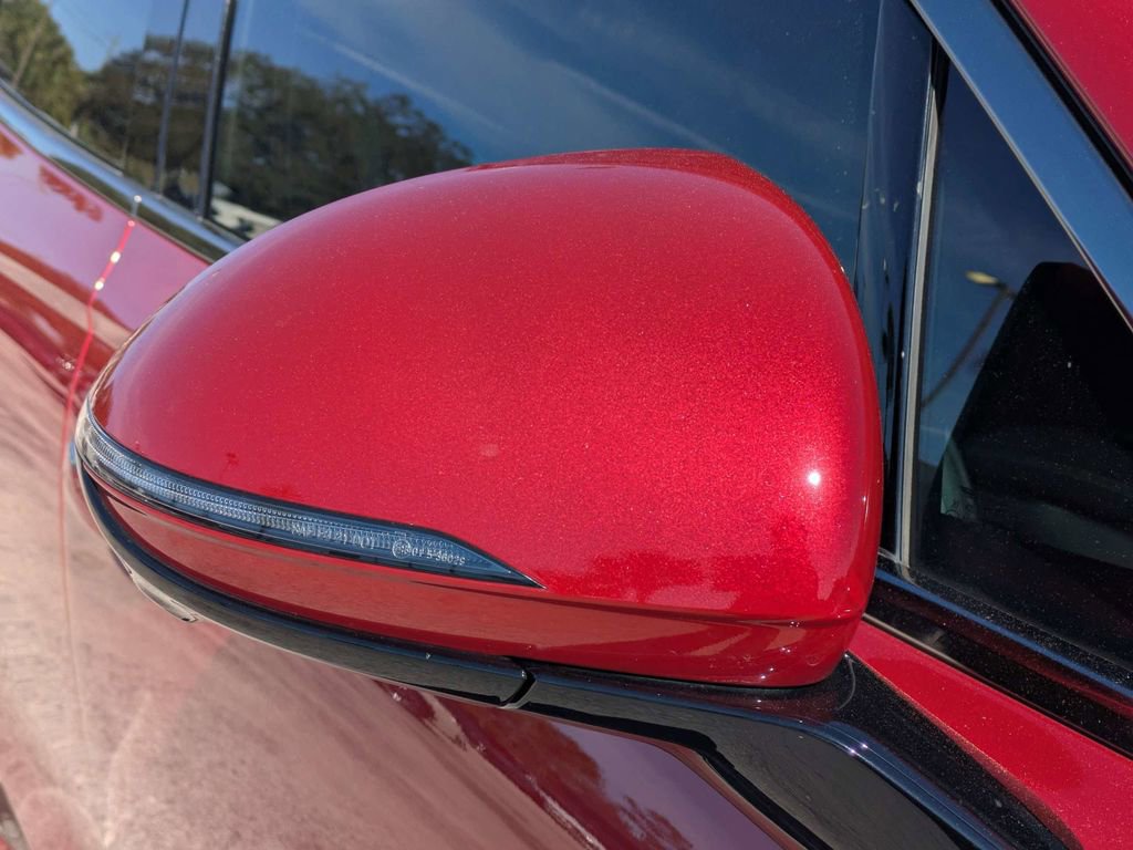 Used 2025 Genesis GV70 2.5T w/ Sport Prestige Package image 10