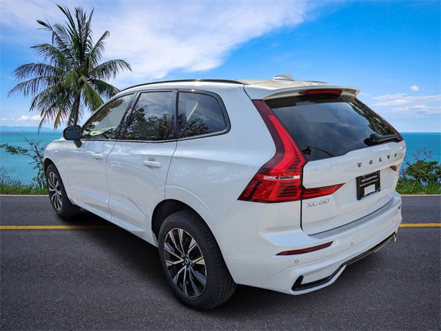 New 2025 Volvo XC60 B5 Core w/ Climate Package image 5