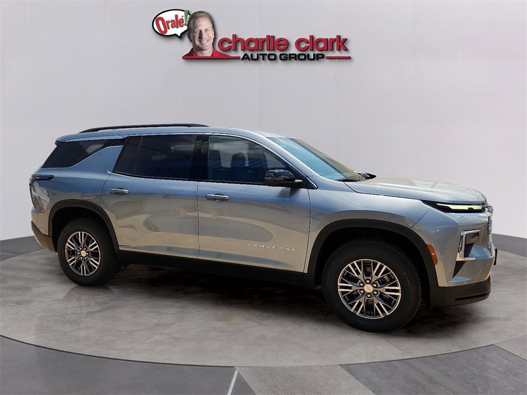 New 2026 Chevrolet Traverse LT w/ LPO, Floor Liner Package image 5