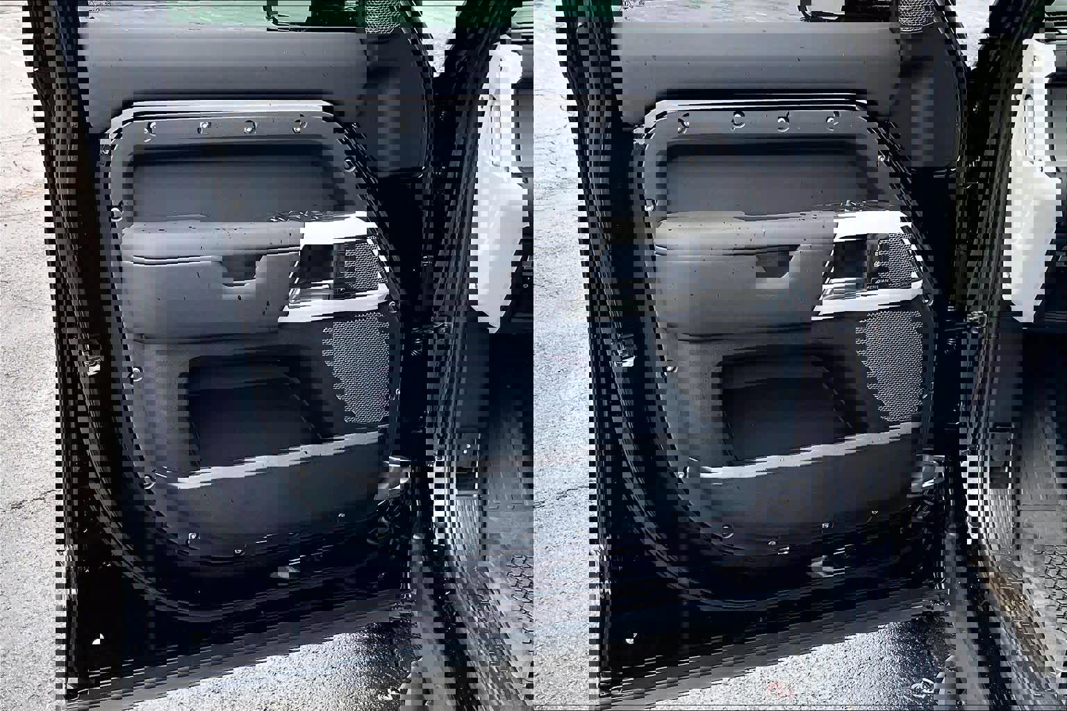 Used 2024 Land Rover Defender 110 S image 22