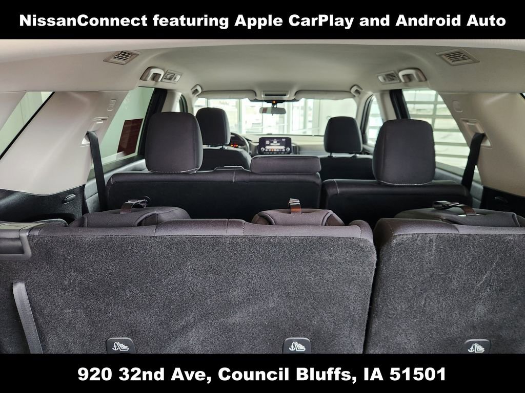 Used 2024 Nissan Pathfinder S image 12