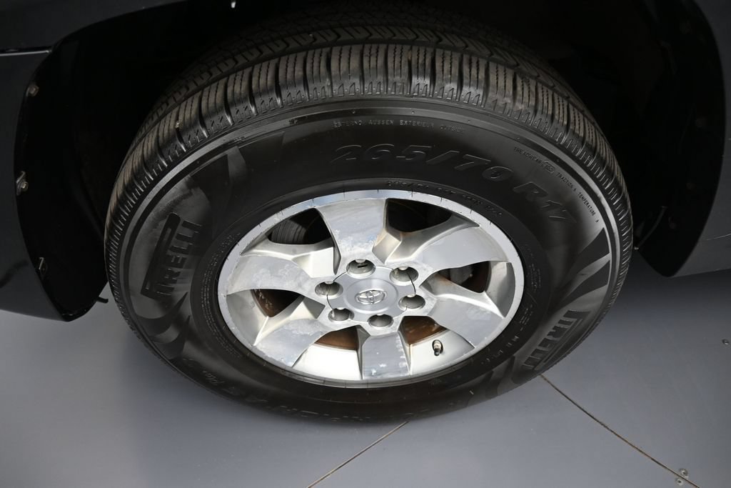 Used 2011 Toyota 4Runner SR5 w/ Premium Pkg w/Leather AWD/4WD image 14