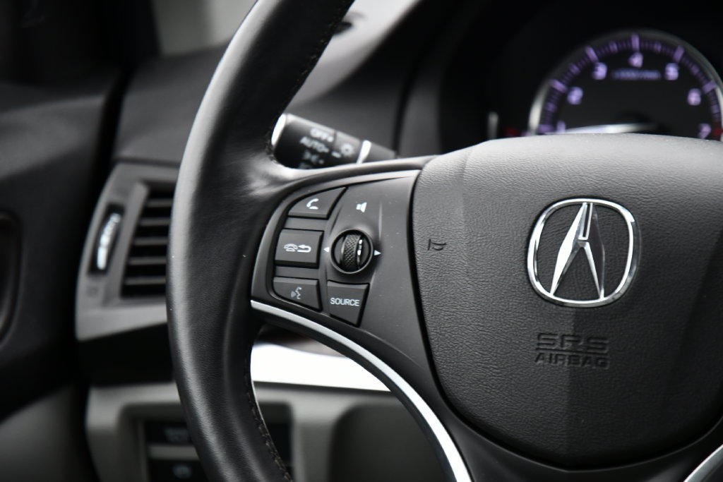 Used 2020 Acura MDX w/ Technology Package AWD/4WD image 24