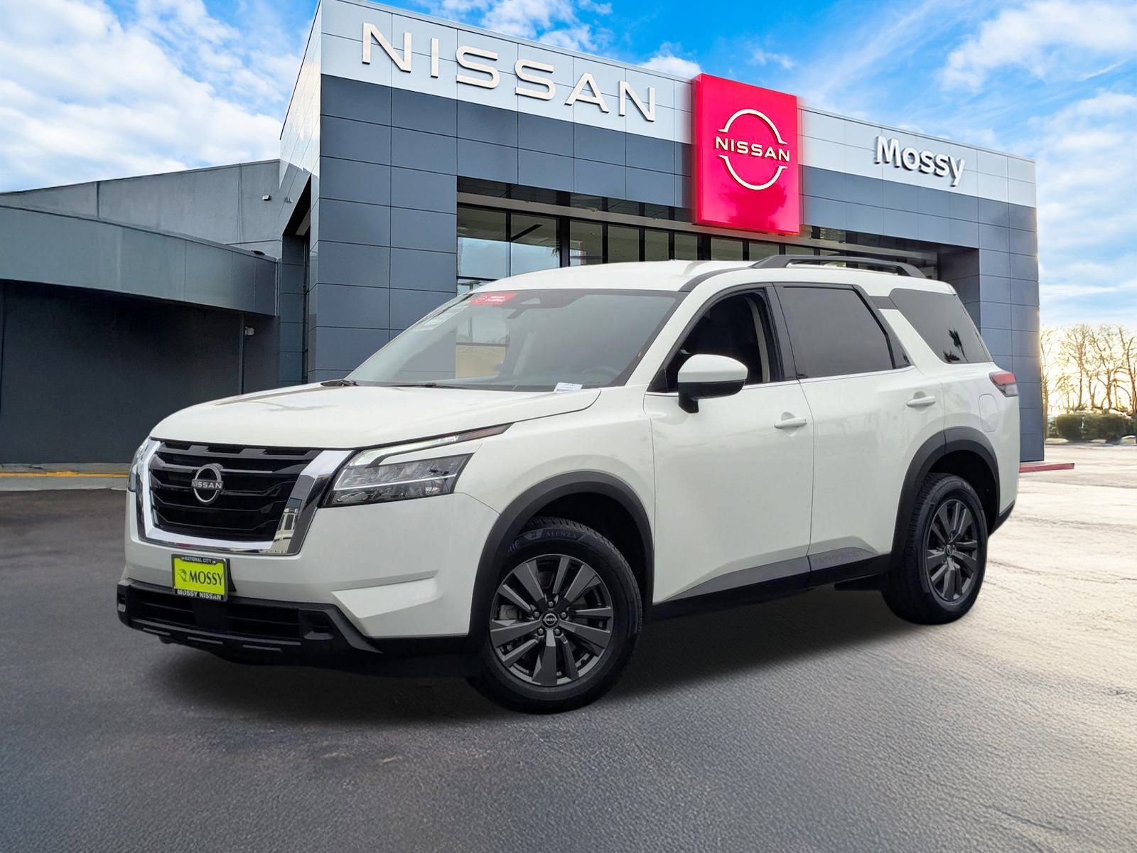 Certified 2022 Nissan Pathfinder SV