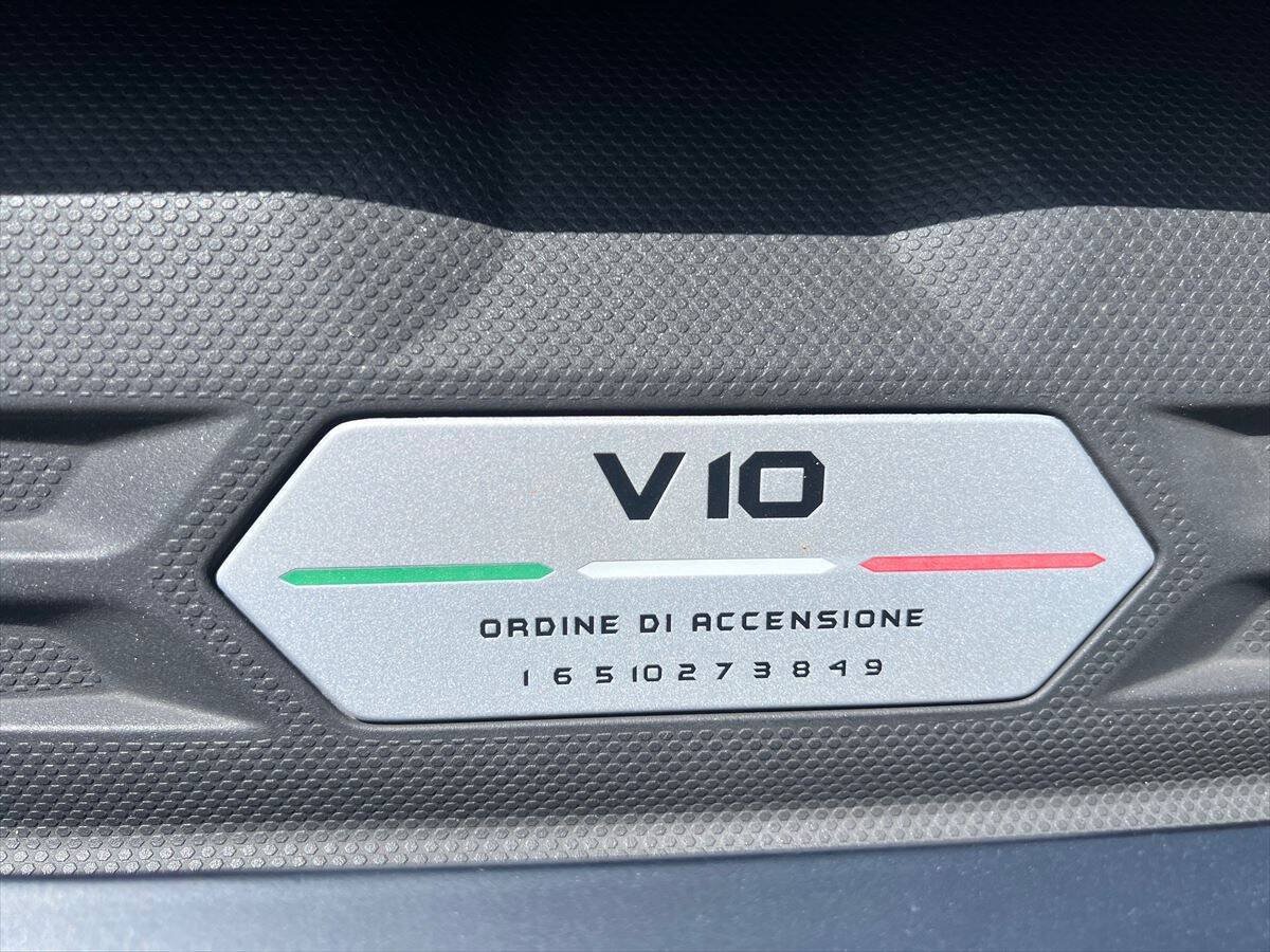 Used 2020 Lamborghini Huracan EVO AWD/4WD image 23