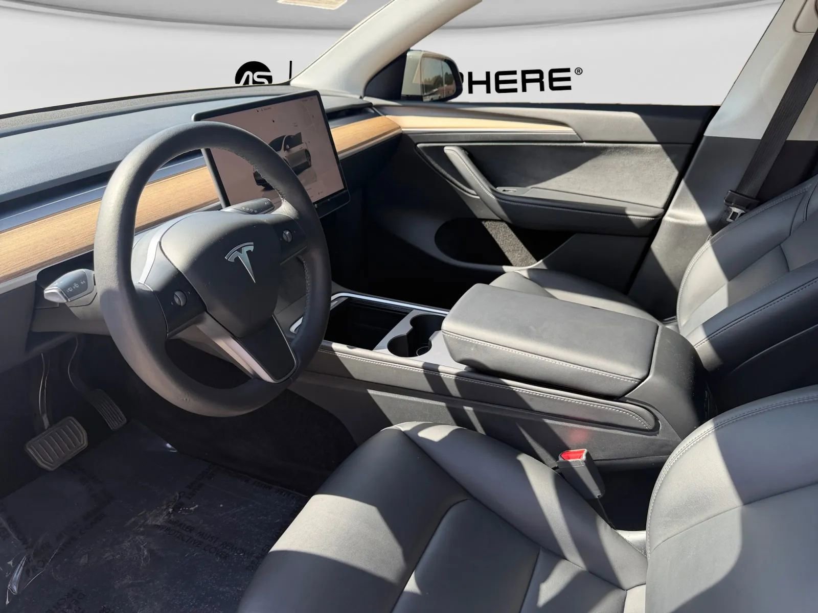 Used 2022 Tesla Model Y Long Range AWD/4WD image 16