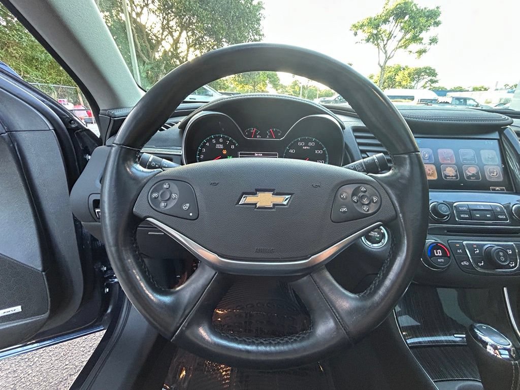 Used 2018 Chevrolet Impala LT w/ Sunroof and Spoiler Package FWD image 16