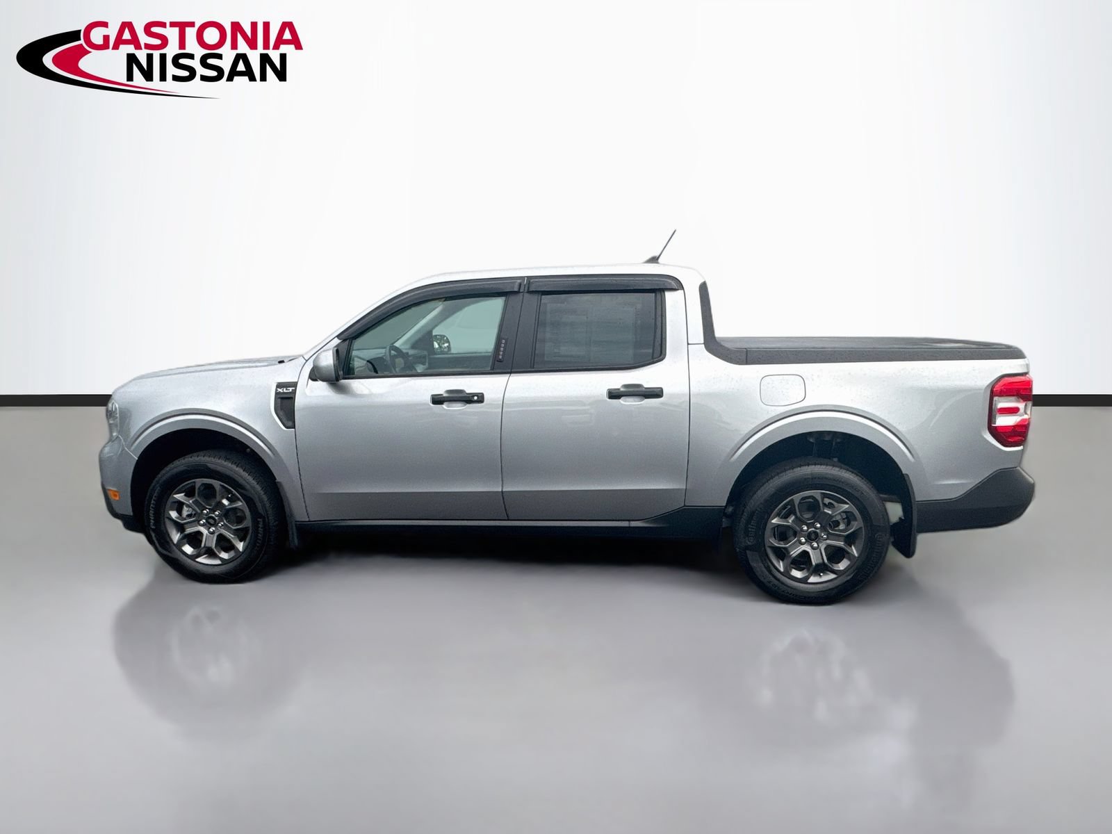 Used 2023 Ford Maverick XLT w/ XLT Luxury Package FWD image 5