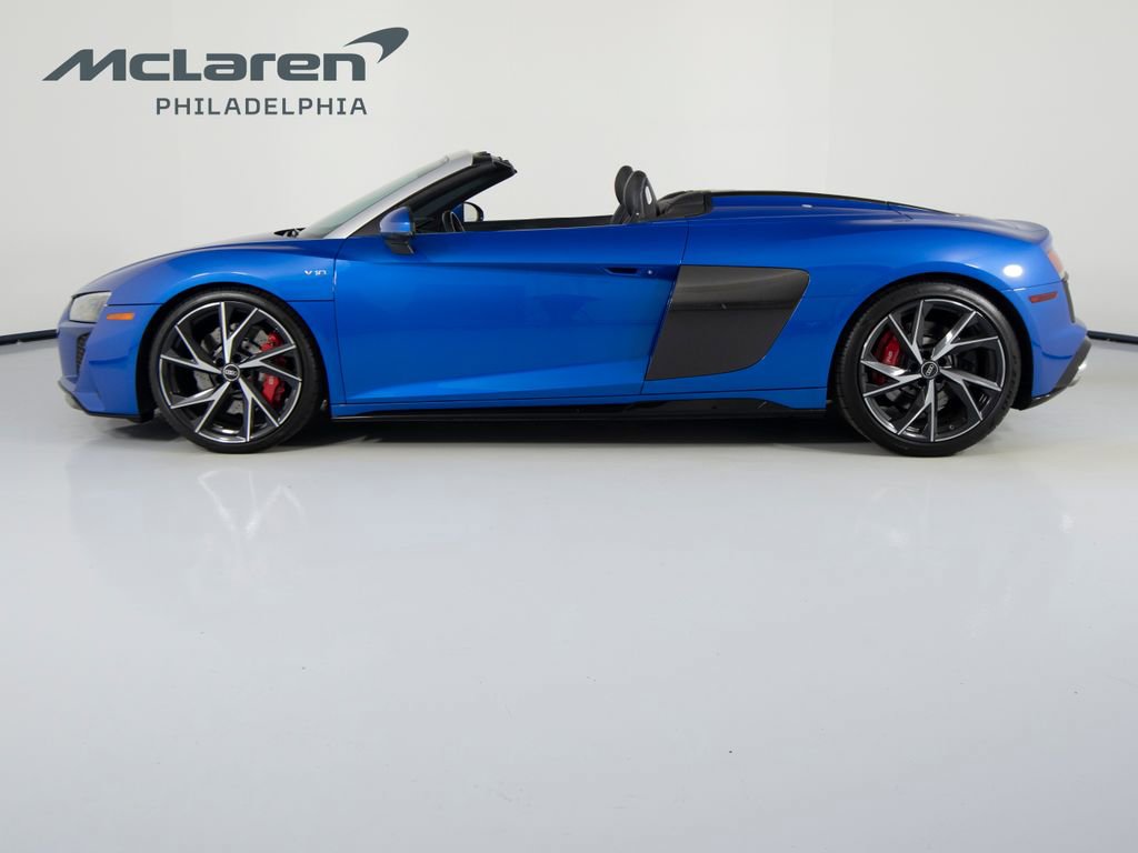 Used 2021 Audi R8 V10 w/ Premium Package RWD image 9