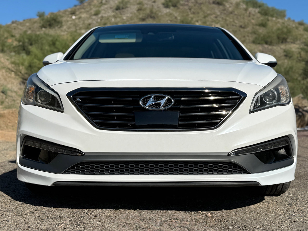 Used 2016 Hyundai Sonata Limited w/ Option Group 04 image 10