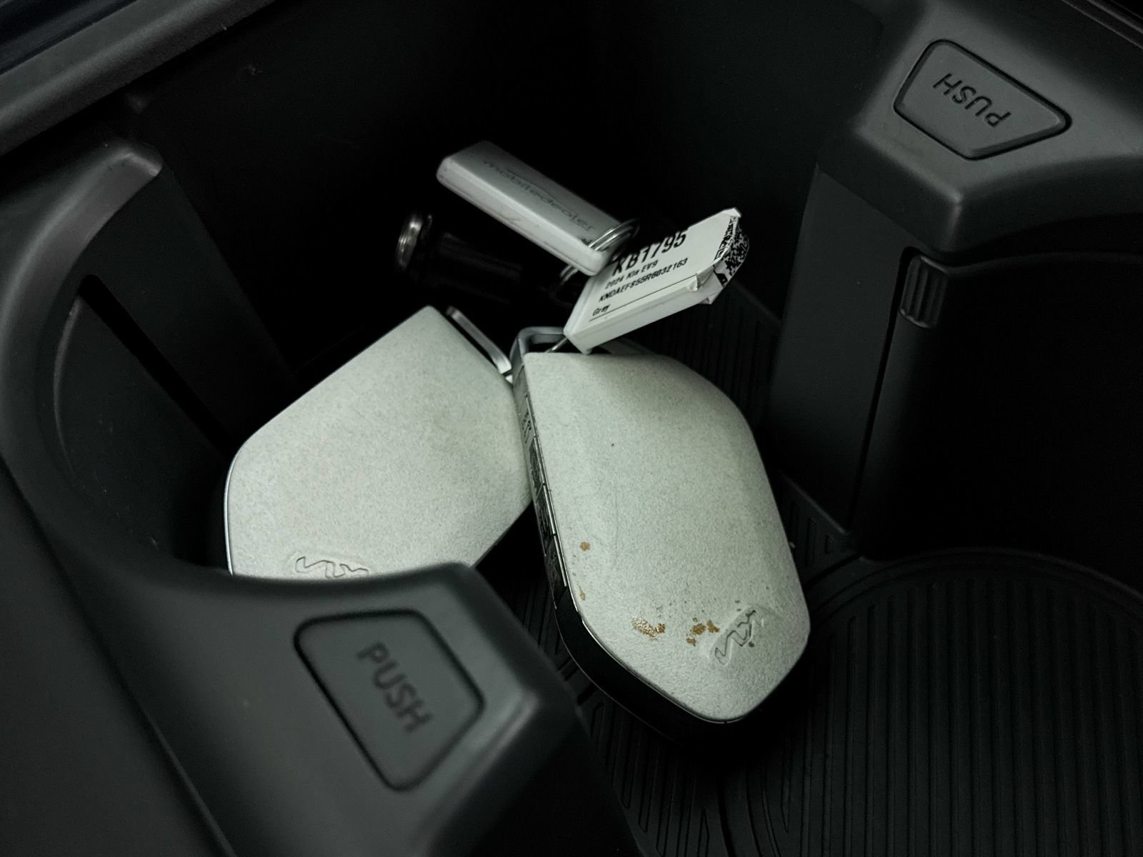 Used 2024 Kia EV9 GT-Line AWD/4WD image 42