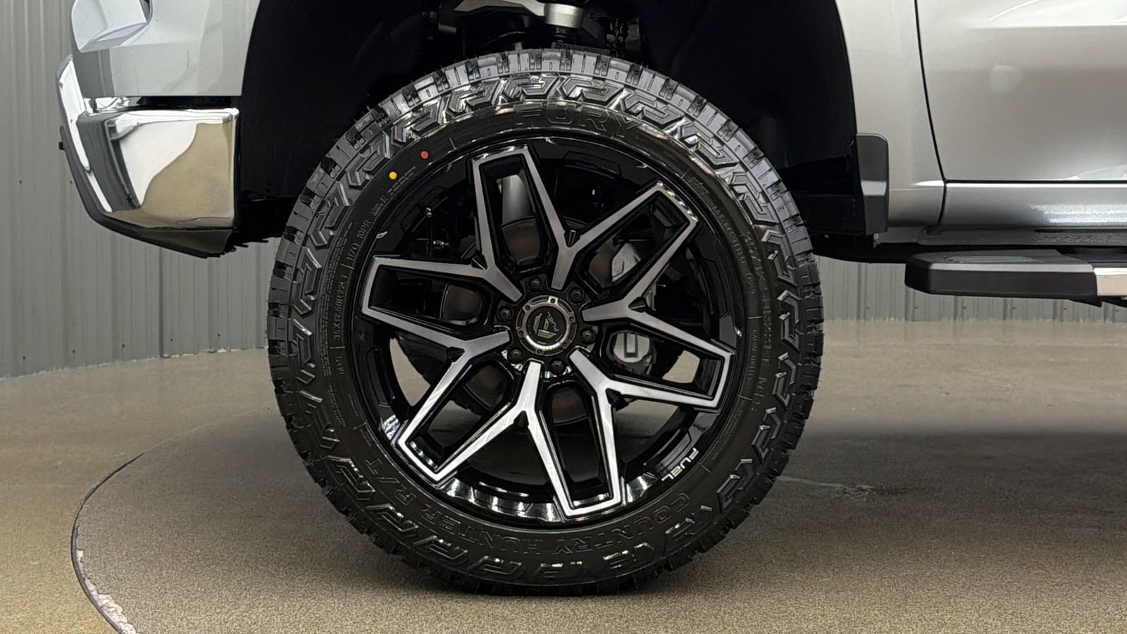 Used 2026 Chevrolet Silverado 1500 LT AWD/4WD image 10
