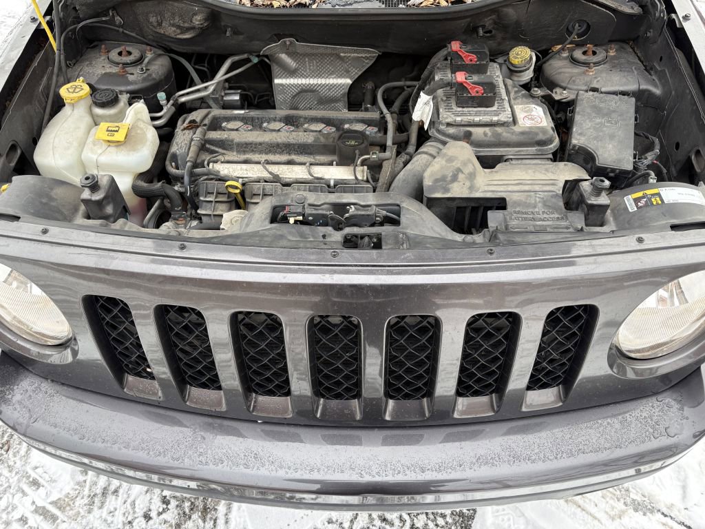 Used 2016 Jeep Patriot High Altitude image 14