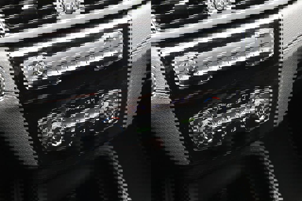 Used 2021 BMW X1 xDrive28i image 22