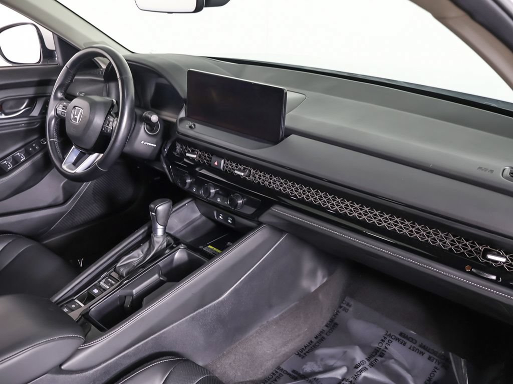 Used 2023 Honda Accord Touring image 30