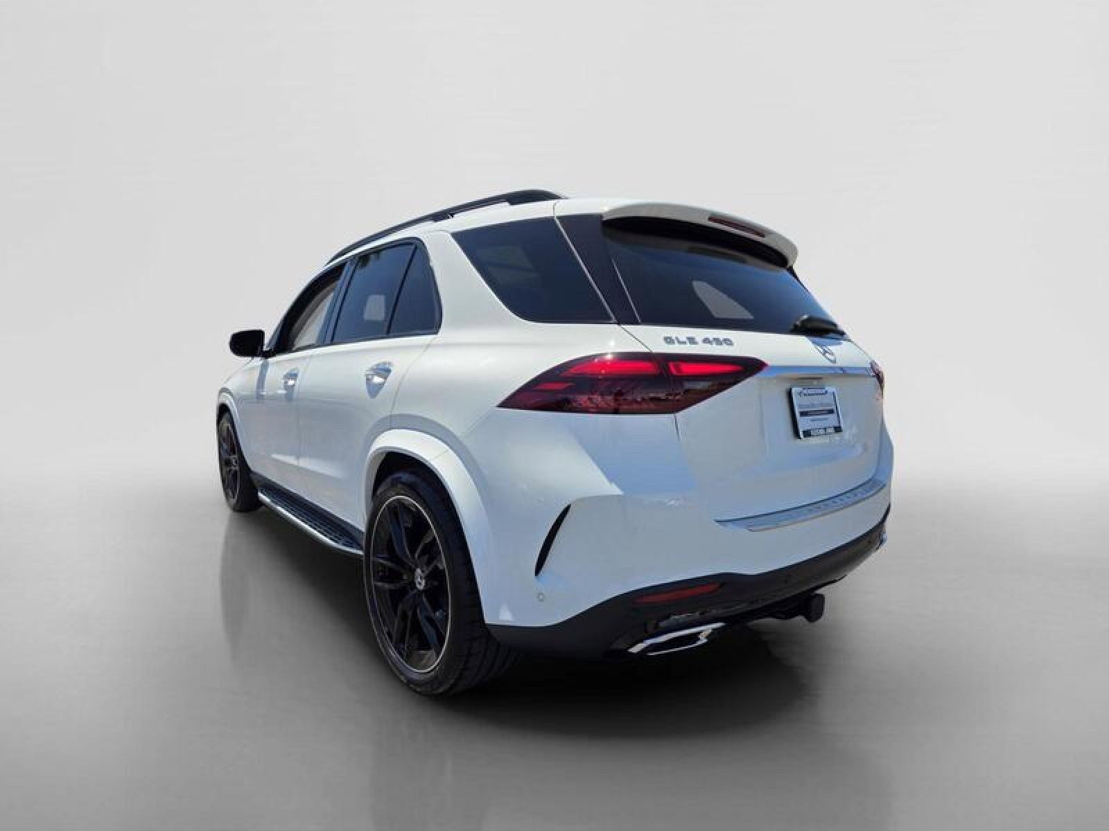 New 2026 Mercedes-Benz GLE 450 4MATIC image 3