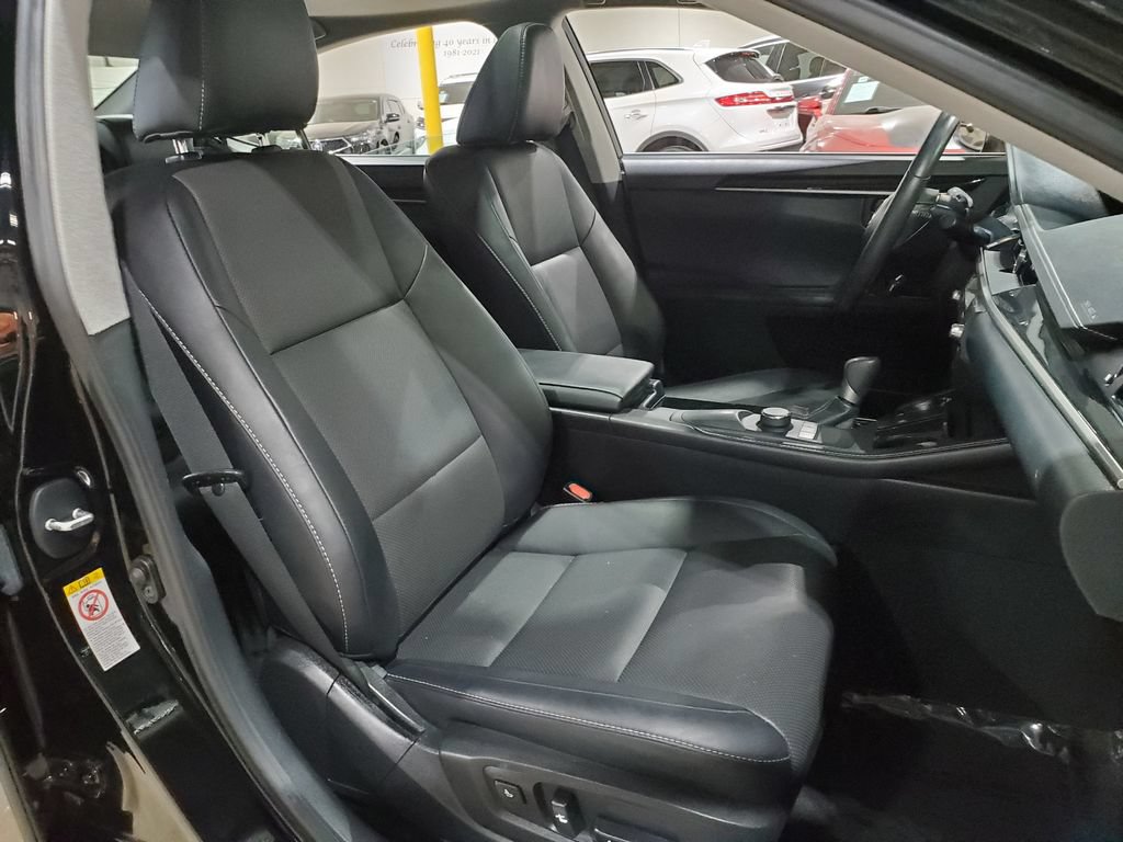Used 2017 Lexus ES 350 w/ Accessory Package FWD image 13