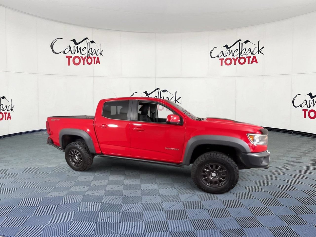 Used 2020 Chevrolet Colorado ZR2 w/ Colorado ZR2 Bison Edition AWD/4WD image 2