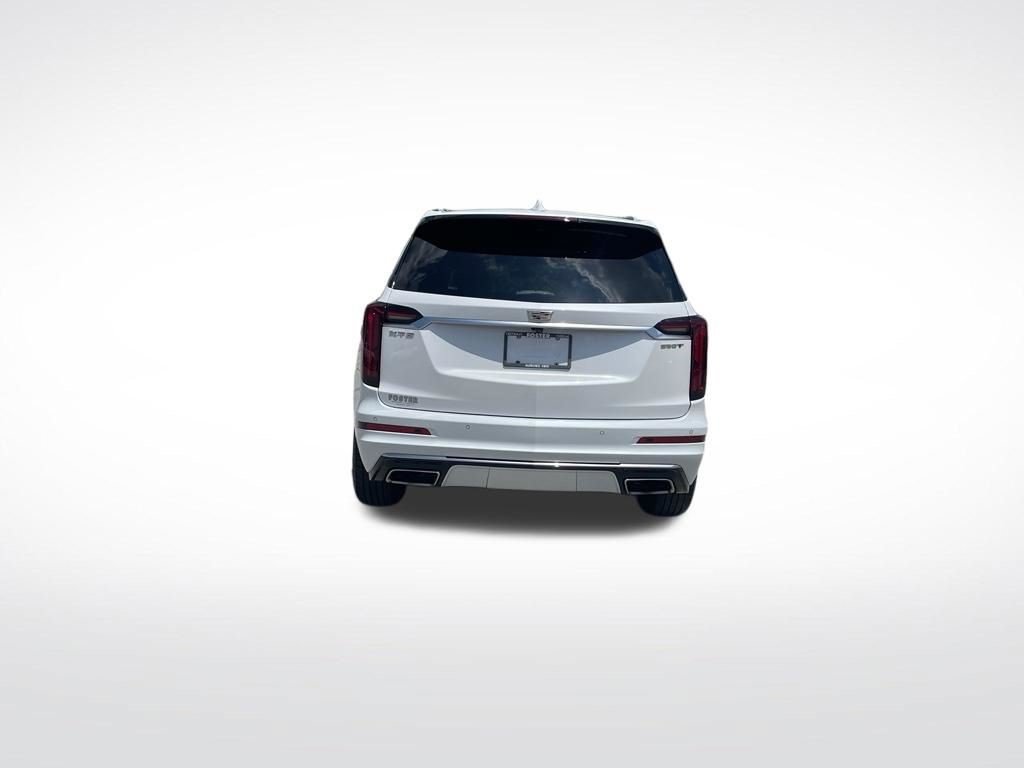 Certified 2025 Cadillac XT6 Luxury FWD image 4