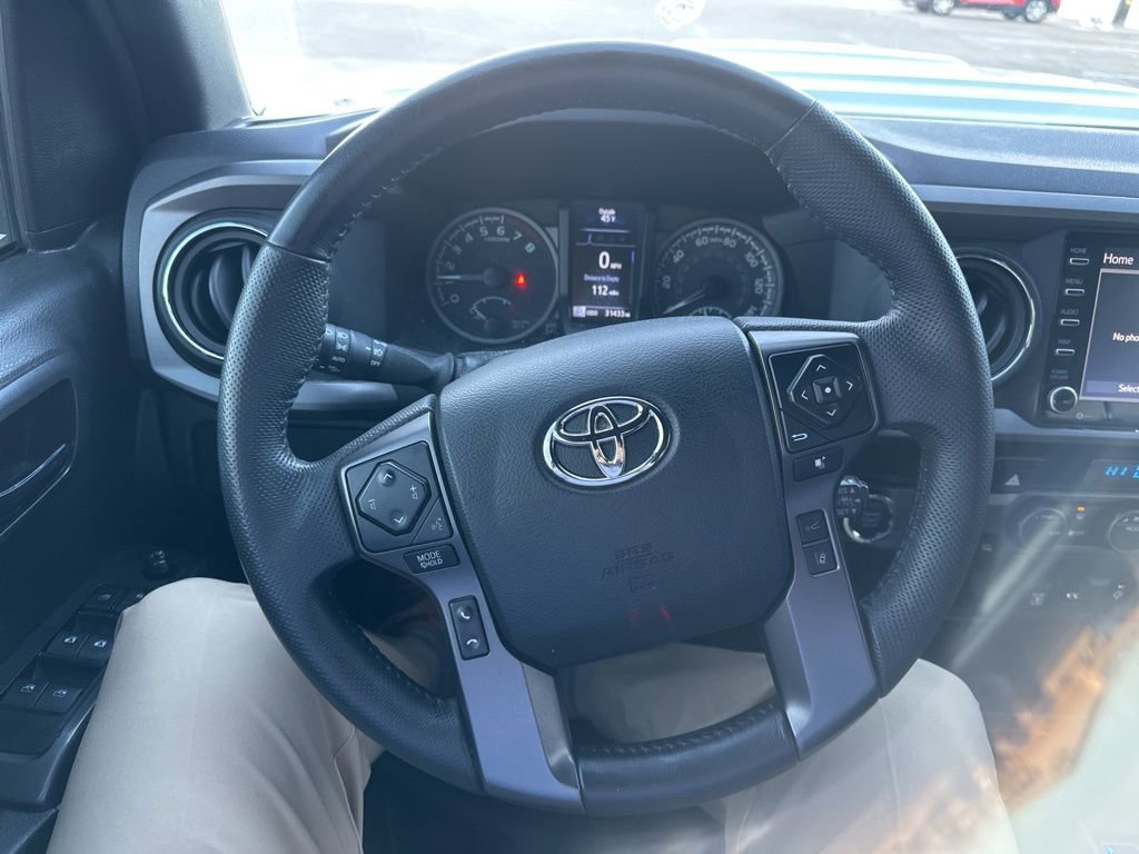 Used 2022 Toyota Tacoma TRD Sport image 9