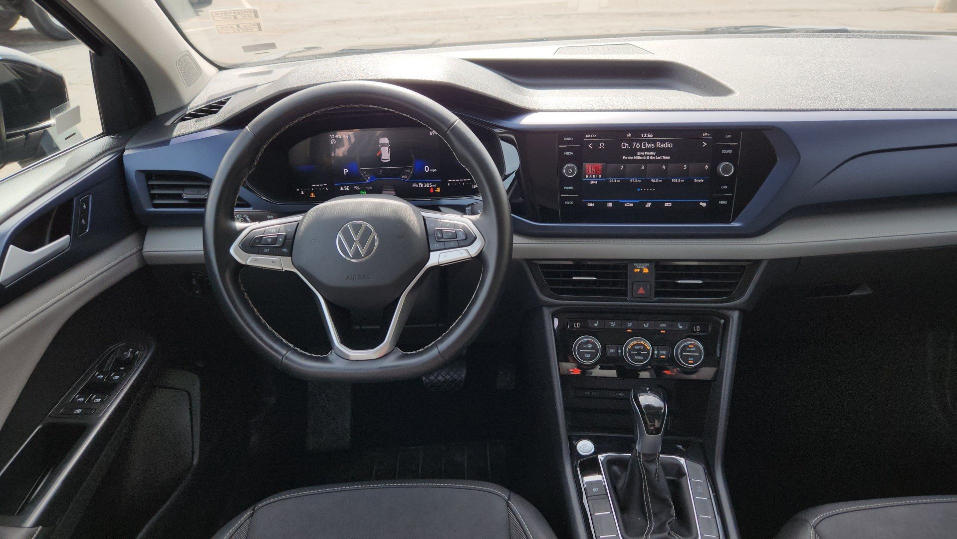 Used 2024 Volkswagen Taos SE AWD/4WD image 26