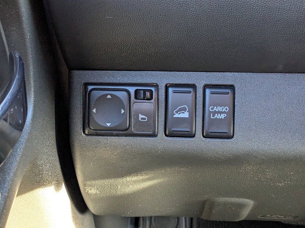 Used 2020 Nissan Frontier PRO-4X w/ Pro-4x Utility Package image 21