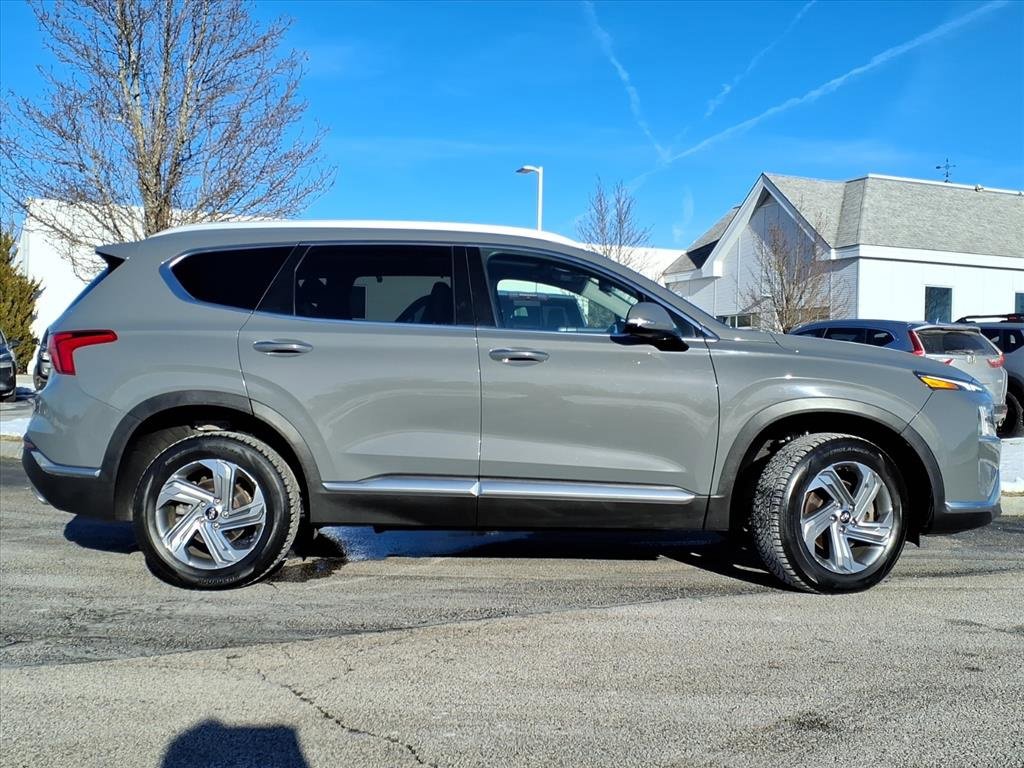 Used 2021 Hyundai Santa Fe SEL w/ Convenience + Premium Package image 2