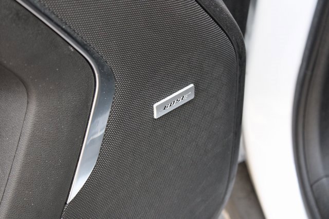 Used 2023 GMC Yukon SLT w/ SLT Premium Package image 24