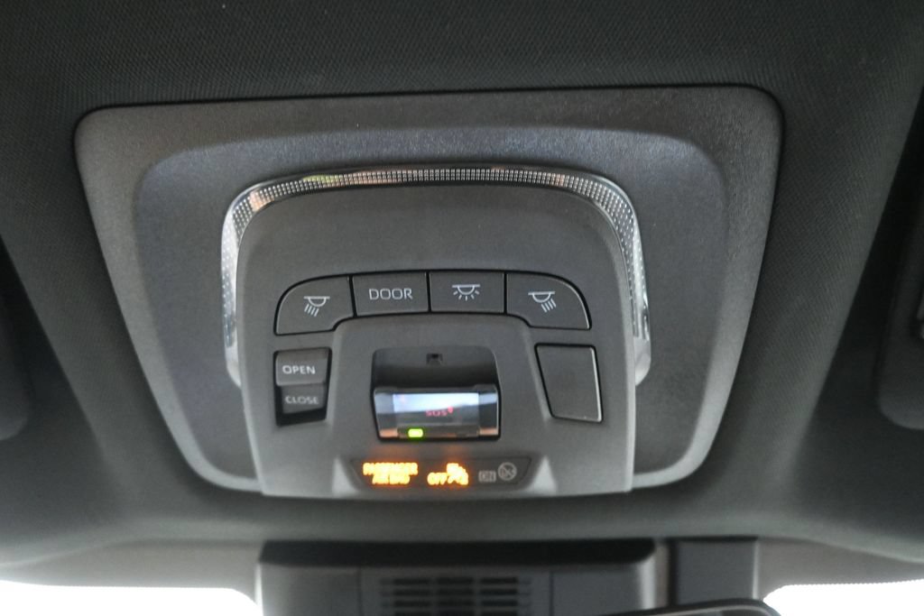 Used 2023 Toyota bZ4X AWD image 22