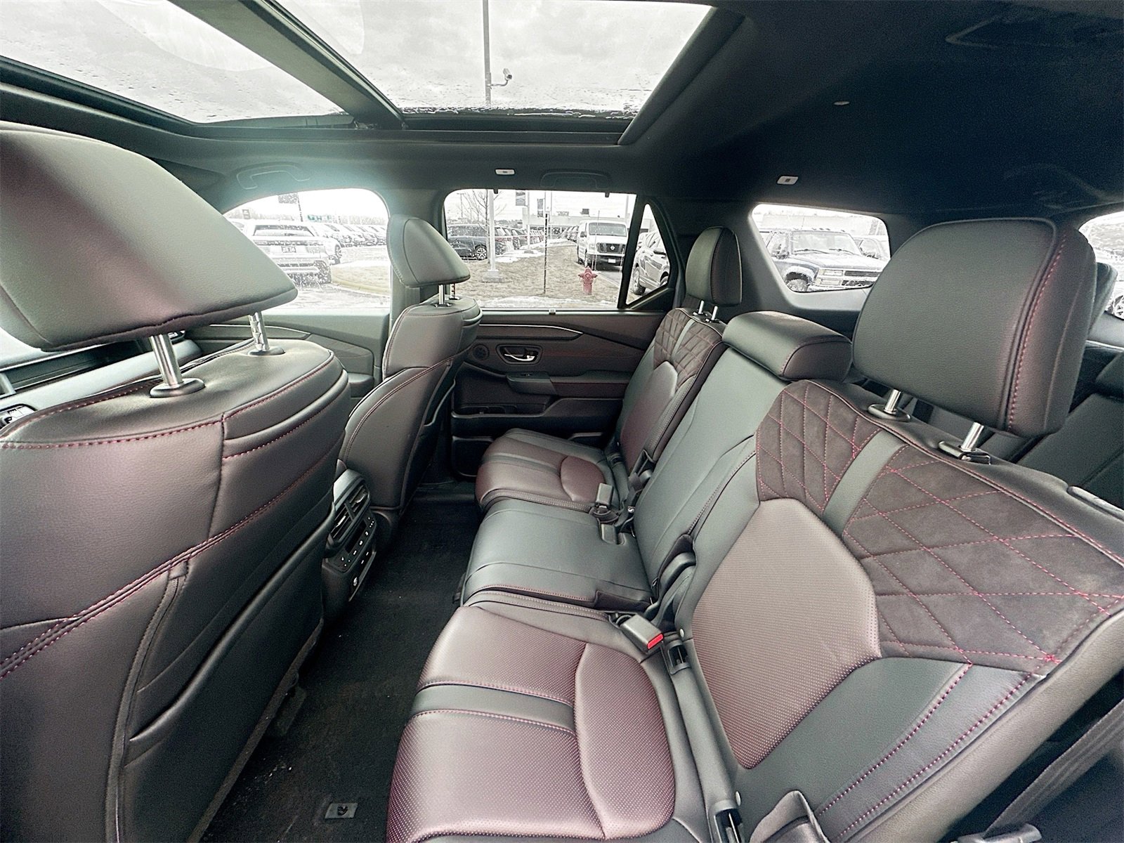 New 2026 Honda Pilot Black Edition image 5