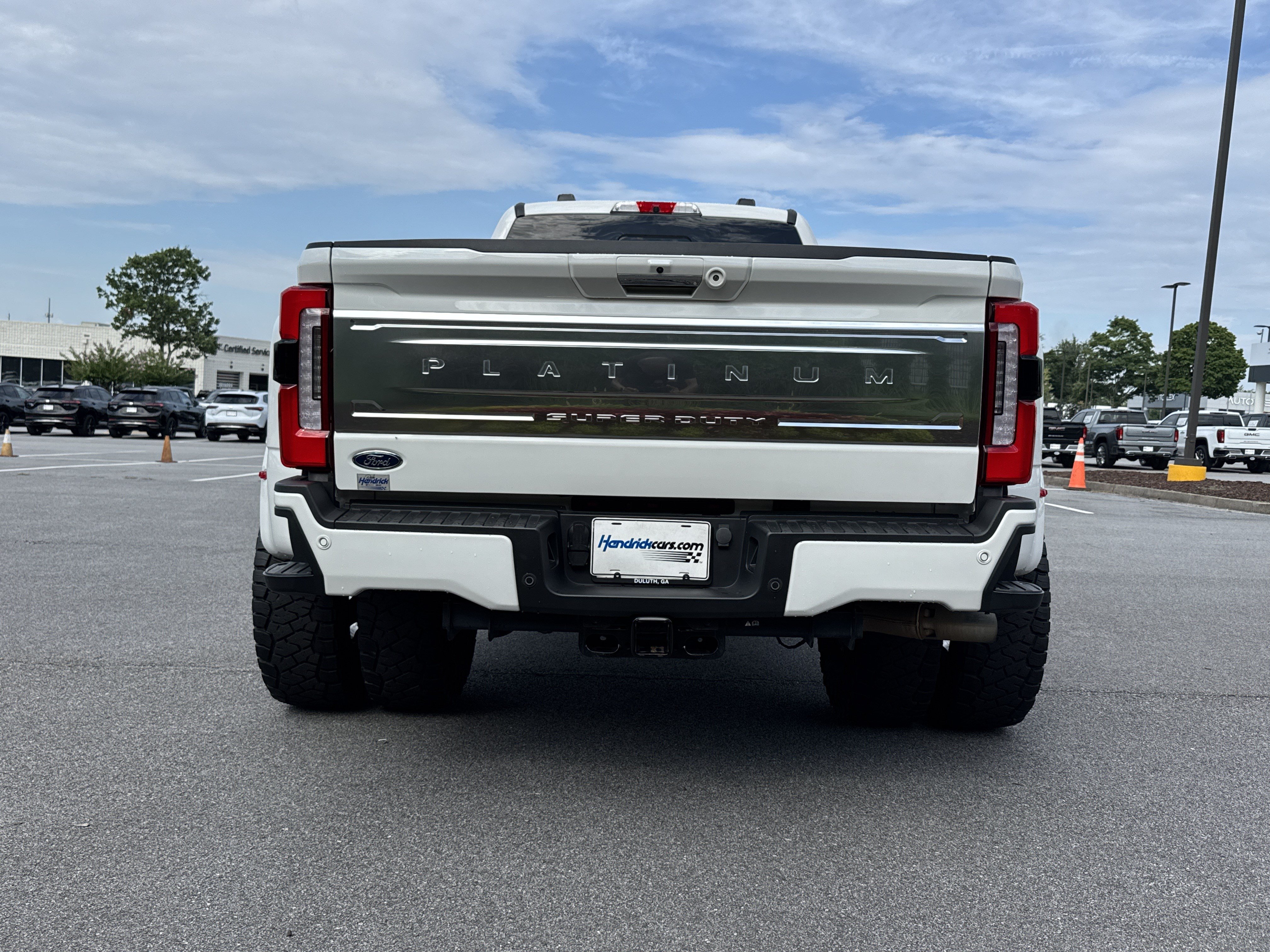 Used 2024 Ford F350 Platinum AWD/4WD image 11