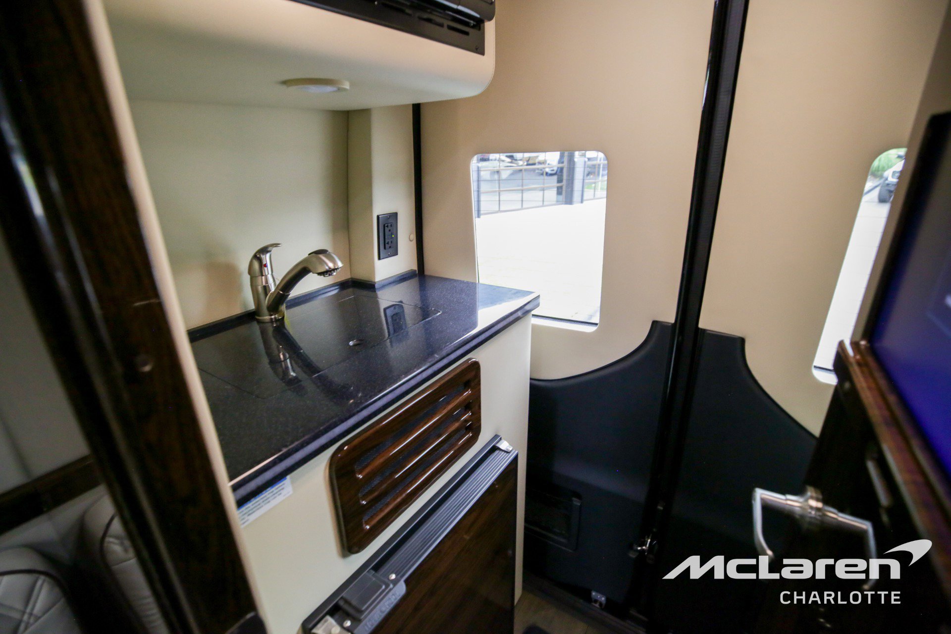 Used 2023 Mercedes-Benz Sprinter 3500 image 25