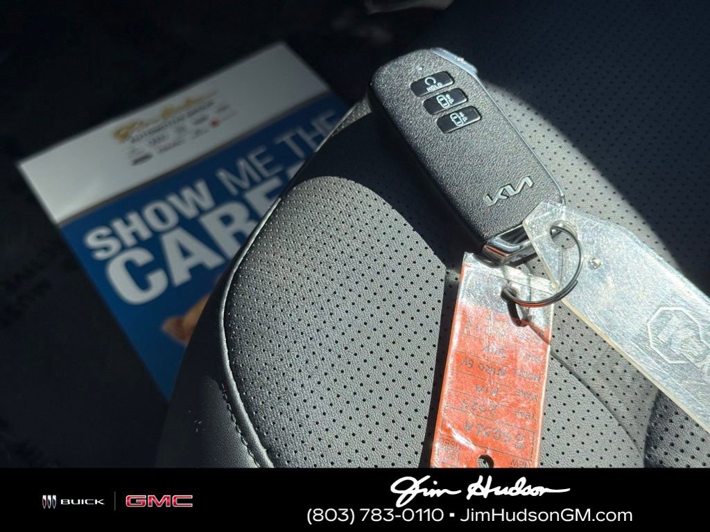 Used 2024 Kia Niro Wave w/ Wave Preserve Package FWD image 38