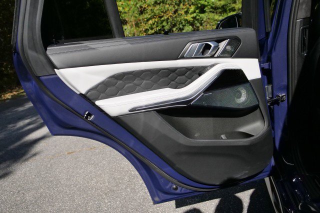 Used 2025 BMW X5 M Competition w/ Executive Package image 47