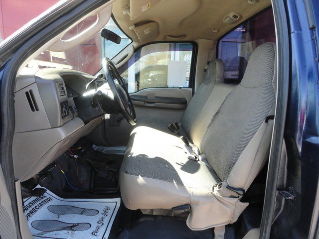 Used 2004 Ford F250 4x4 Regular Cab Super Duty image 9