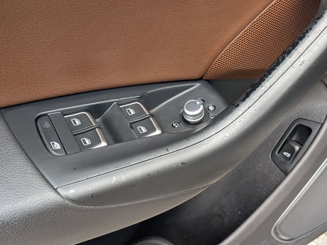 Used 2015 Audi Q3 2.0T Prestige w/ Prestige Package image 12