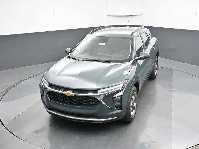 New 2026 Chevrolet Trax LT w/ Driver Confidence Package image 17