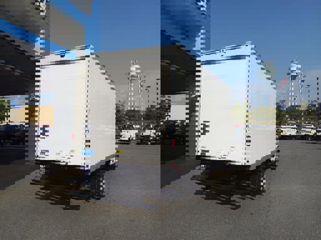 New 2023 Chevrolet Express 3500 w/ Power Convenience Package image 4