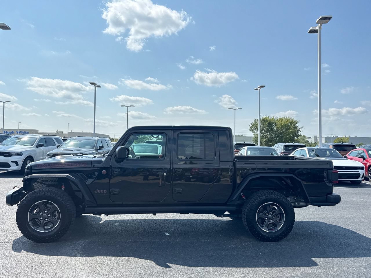 Used 2022 Jeep Gladiator Rubicon w/ LED Lighting Group AWD/4WD image 6