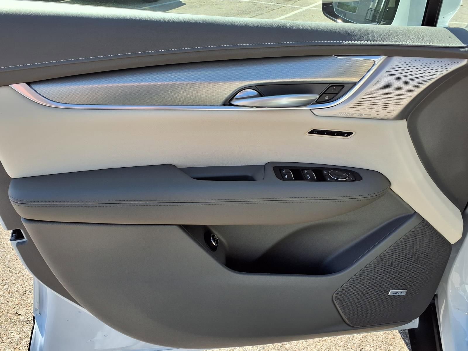 New 2026 Cadillac XT5 Premium Luxury image 11