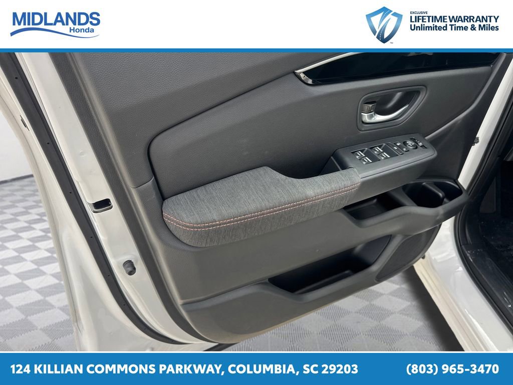 New 2026 Honda Pilot Sport image 10