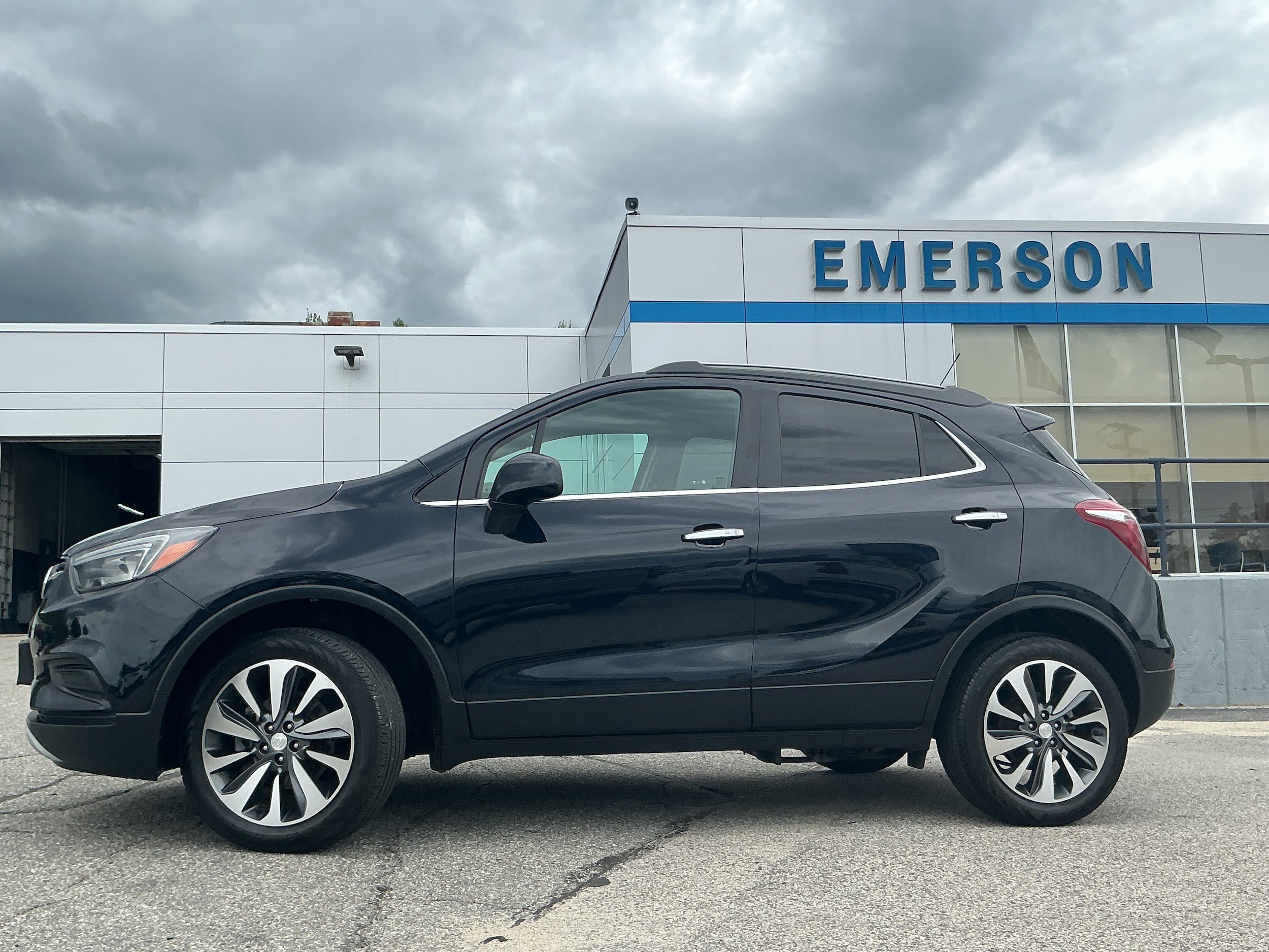 Certified 2022 Buick Encore Preferred w/ Safety Package AWD/4WD image 2