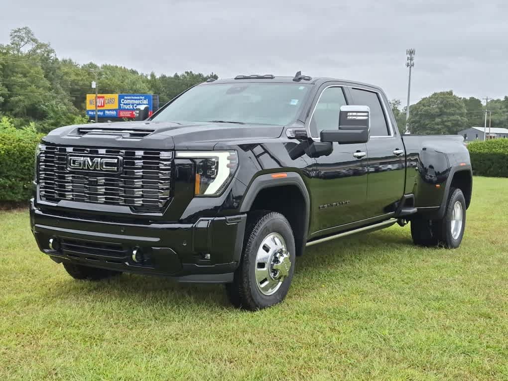 New 2026 GMC Sierra 3500 Denali Ultimate w/ LPO, Black Badging Package